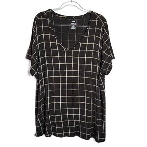 EVRI Modern Tee Women's 2X Black Soft Rayon Short Sleeve Stretch V Neck Top